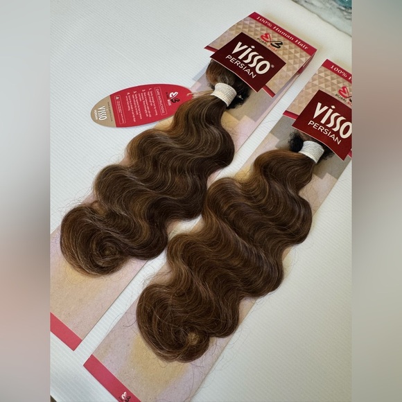 BOBBI BOSS | 100% Human hair 18 in body Wave Hair Extensions 2 Bundles P4/27/30 - Picture 3 of 8